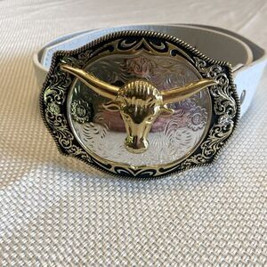 Huge longhorn cow steer belt buckle with white tooled belt BC Belts size small